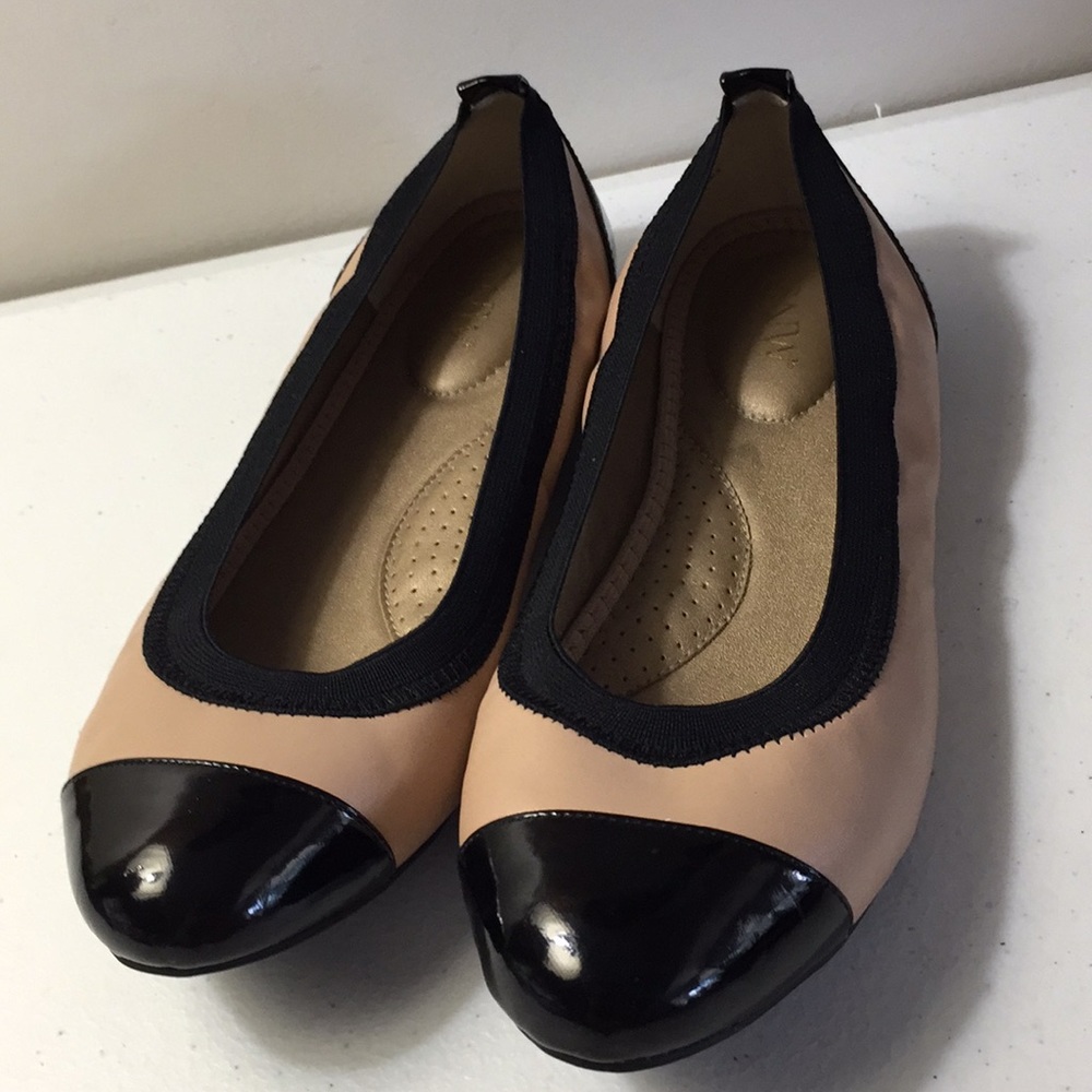 GNW Flats shoes